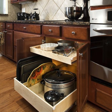 Lids, Pots, & Pans