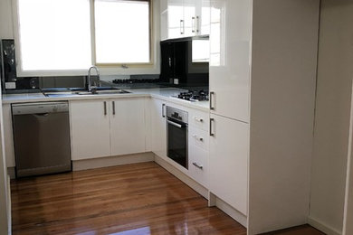 Design ideas for a kitchen in Melbourne.