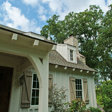 Cape Cod on Riverbluff