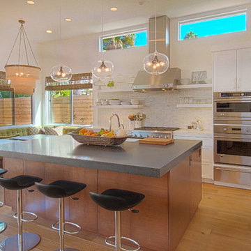 River Avenue - Newport Beach