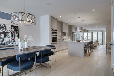 Kitchen - contemporary kitchen idea in Calgary