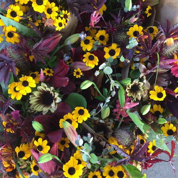 Slow Flowers September 2019 Inspiration: Sunflower & Rudbeckia Floral Designs