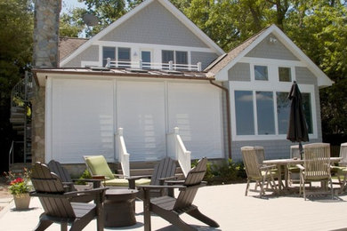 Classic porch idea in Toronto