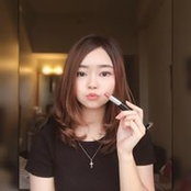 Chloe Lau's photo