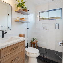 Nae and Js bathroom