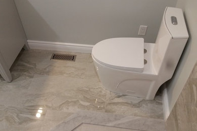Bathroom - contemporary bathroom idea in Toronto