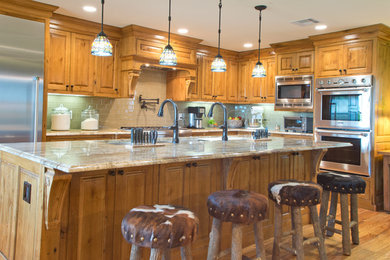 Kitchen - cottage kitchen idea in Other