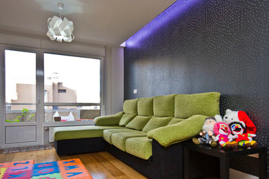 This is an example of a living room in Bilbao.