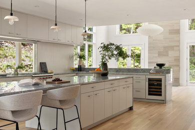 Inspiration for a contemporary kitchen remodel in New York