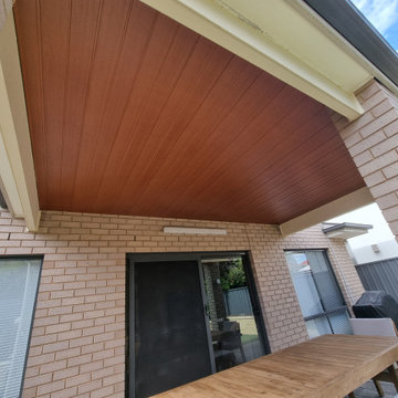 Adelaide Residential – SA | QuickBoard™ V-Joint Cherry