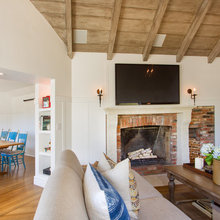 Fireplace/Mantle
