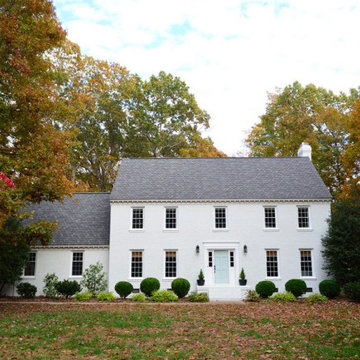 Country Home Brightened With The Right Paint
