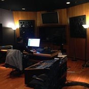 Alex Ovando's photo