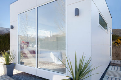Light & Bright Studio