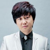 Ryan Zhang's photo