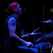 Larry Lavignes foto