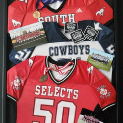 Custom picture framing - Sports And Game Room Memorabilia