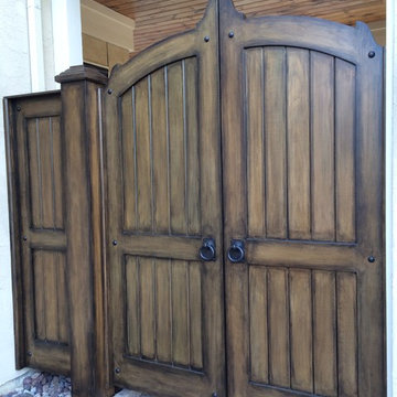 Double Gate Hardware Ring Latch