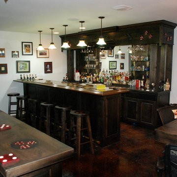 Custom Home bar and game room