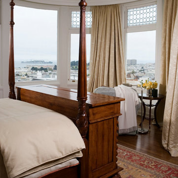 Pacific Heights Residence