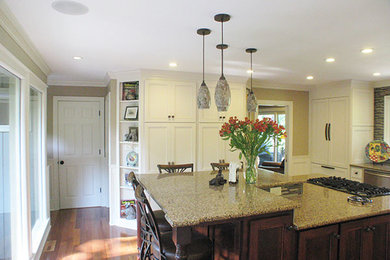 Example of a trendy kitchen design in Raleigh