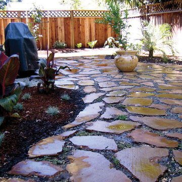 'Urbanite' Recycled Concrete Patio