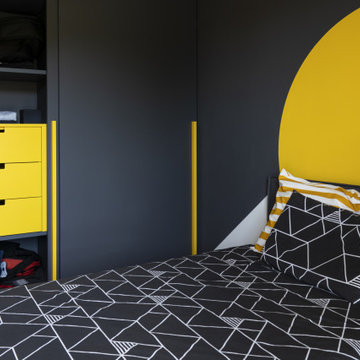 Yellow & Black Teen boy's bedroom