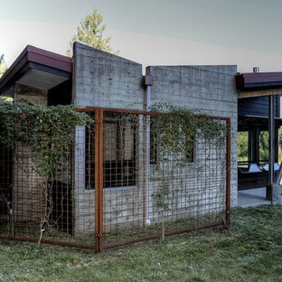 Einstöckiges Modernes Haus mit Betonfassade in Seattle
