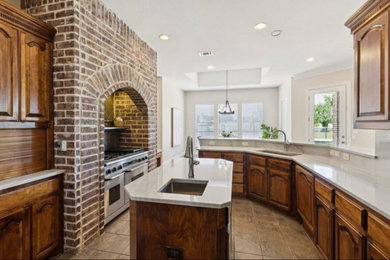 Kitchen - kitchen idea in New York