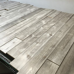 Red pine 7'' Stockholm - Hardwood Flooring