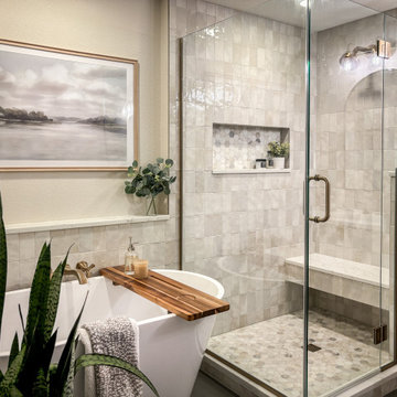 Okaukee Primary Bath