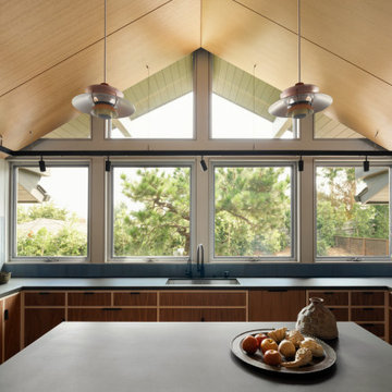 Tustin Hills Residence