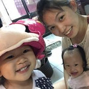 Sarah Yiting Li's photo