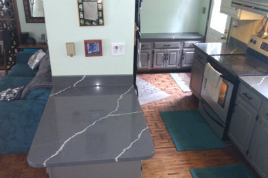 Example of a kitchen design in New York