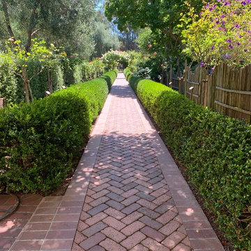 Walkways / Entryways
