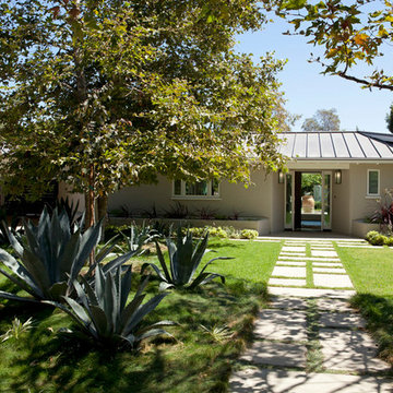 Sullivan Canyon Residence