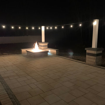 Unilock- Ucara wall, beacon hill patio