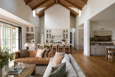Inspiration for a transitional living room remodel in San Francisco