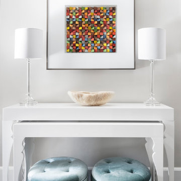 Colorful contemporary Foyer