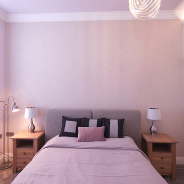 A Chic Guests' Bedroom