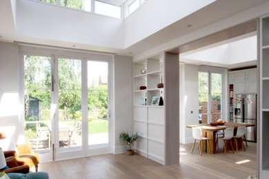 Photo of a contemporary living room in London.