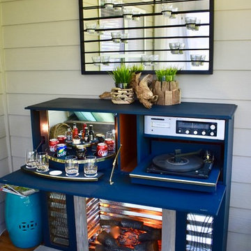 A SOUTHERN STYLE SLEEPING PORCH
