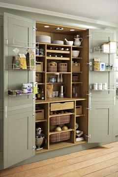 How Deep Should A Reach In Pantry Be Houzz