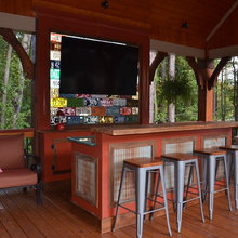 Pool Bar