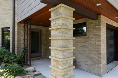 Inspiration for a 1960s entryway remodel in Detroit