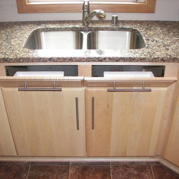 Carson Kitchen (Maple)