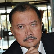 Nik Hassans foto