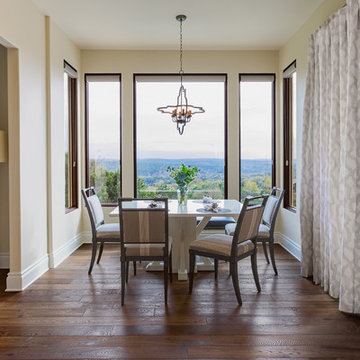 Spanish Oaks Dinette