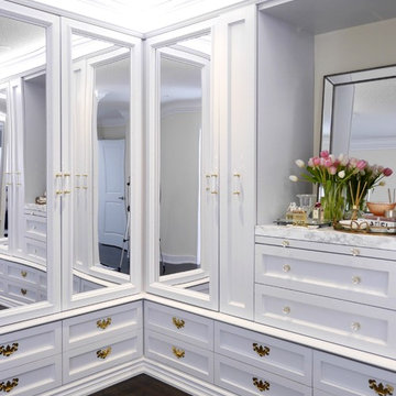 DIY Custom Dressing Room Walk-in Closet