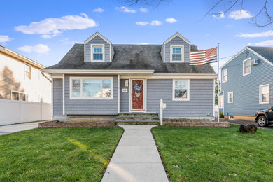 Inspiration for an exterior home remodel in New York